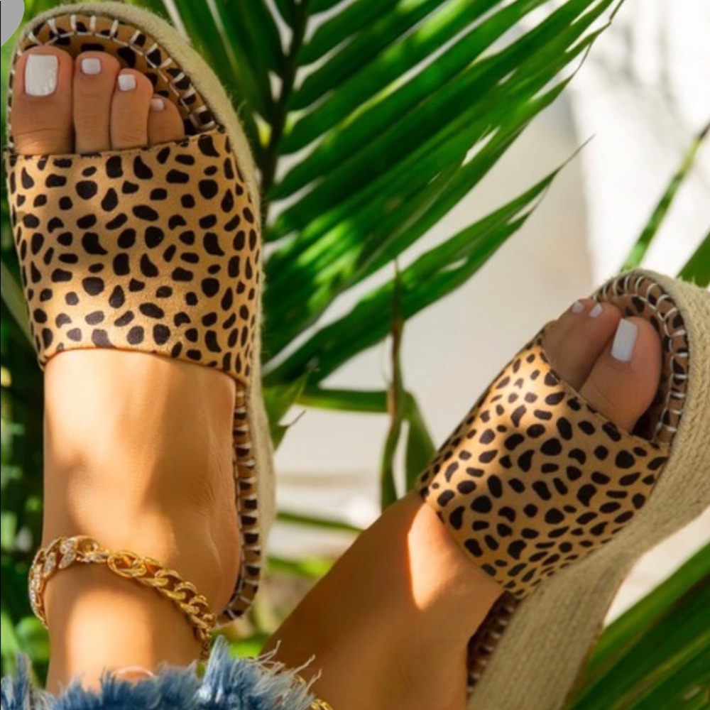 RESTOCK ‼️Cheetah Espadrille Sandal Wedge - Shoe - Picture 2 of 3